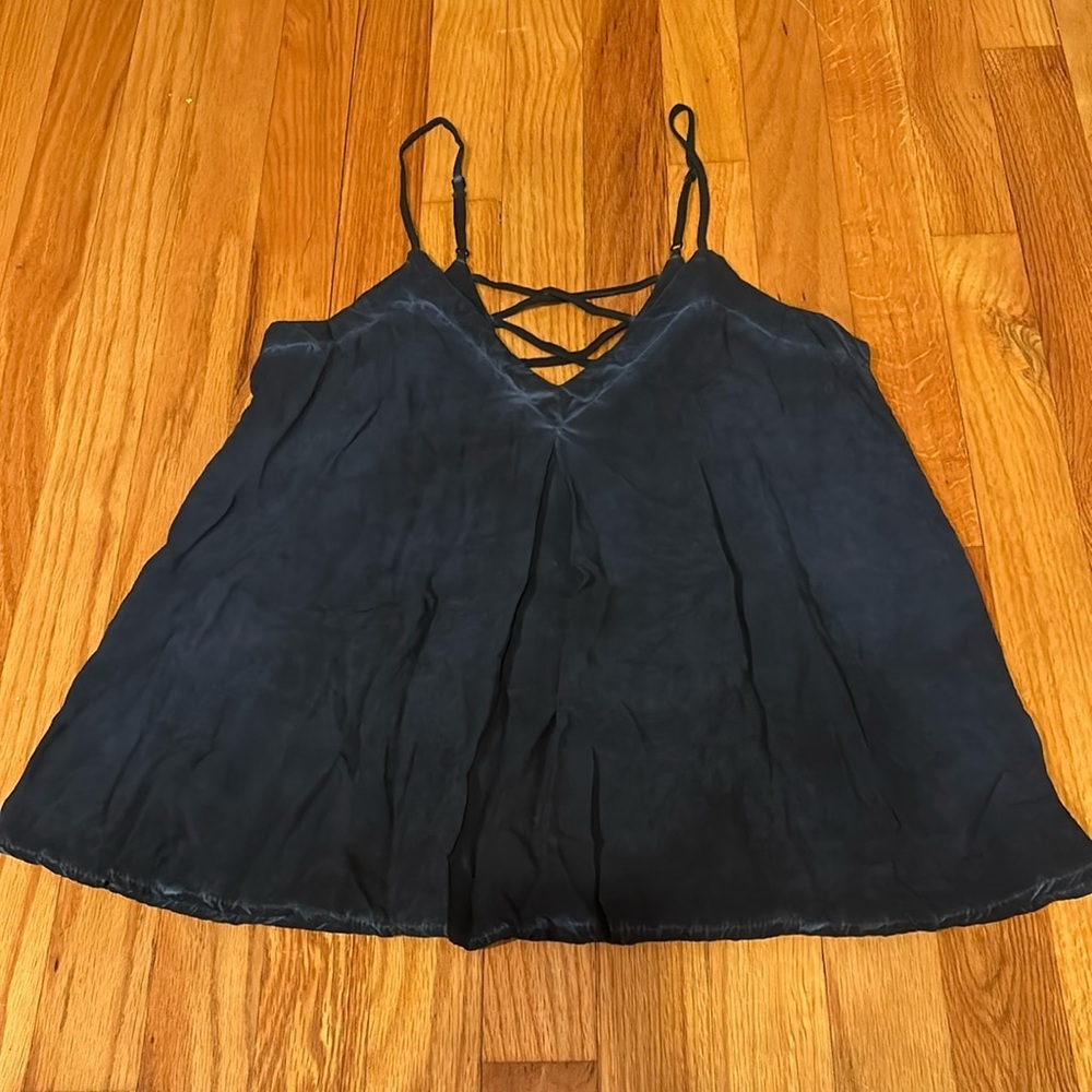 Tina Jo Women’s Blue Tank Top Size Small